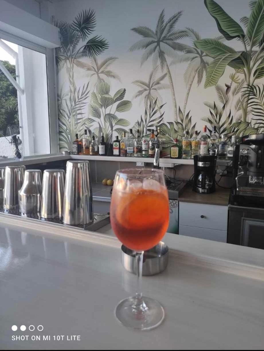 Bay'S Aparthotel Spetses Town Ngoại thất bức ảnh