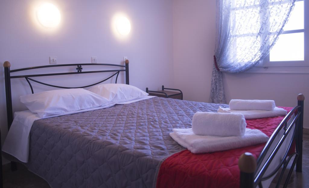 Bay'S Aparthotel Spetses Town Ngoại thất bức ảnh