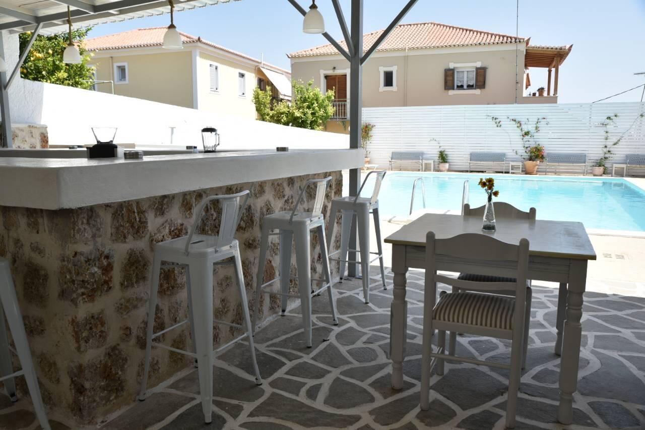 Bay'S Aparthotel Spetses Town Ngoại thất bức ảnh
